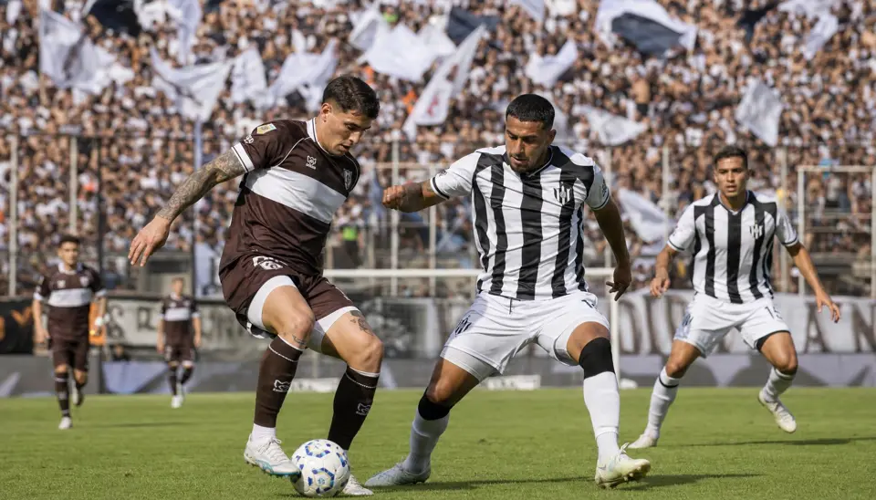 Platense contre Central Cordoba